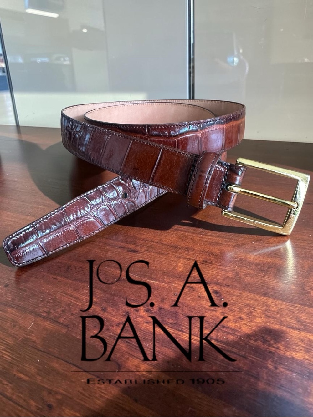 Jos. A. Bank Men’s Alligator Embossed Leather Belt • Size 42 • Cognac